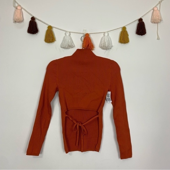 NWT Babaton Ambrosia Sculpt Knit Tie-Back Longsleeve Sweater Size Small - Picture 11 of 12